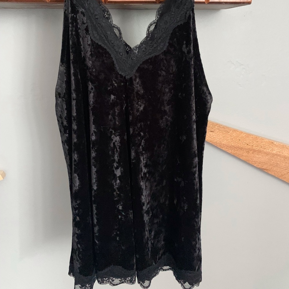 Velvet tank with lace accents